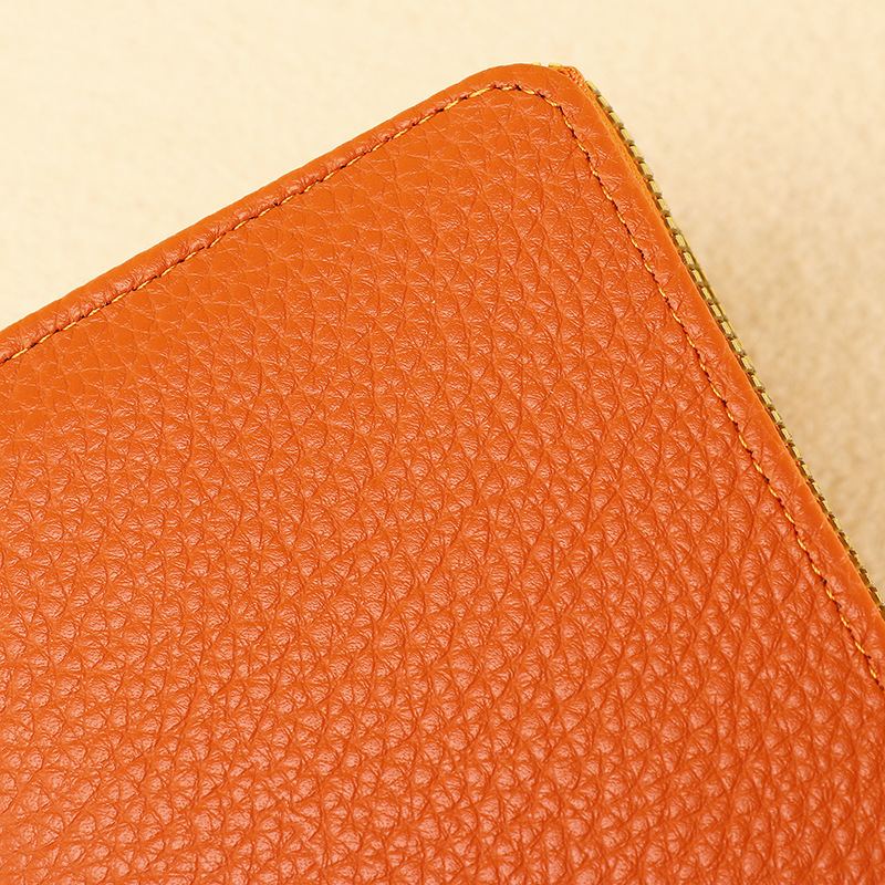 Women's Pu Leather Solid Color Streetwear Square Zipper Phone Wallets display picture 5