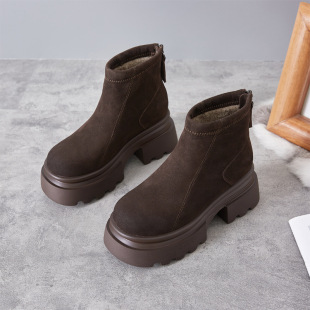 Snow boots cotton-padded shoes 2024 winter new fleece-lined thickened northeast thick-soled non-slip snow boots women's flat-soled short boots
