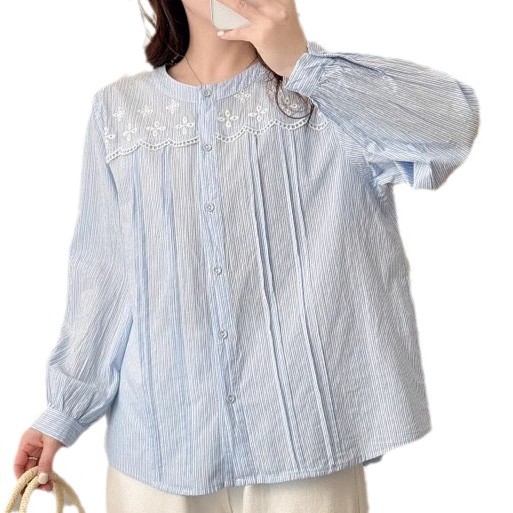 Elegant lace design fashionable shirt