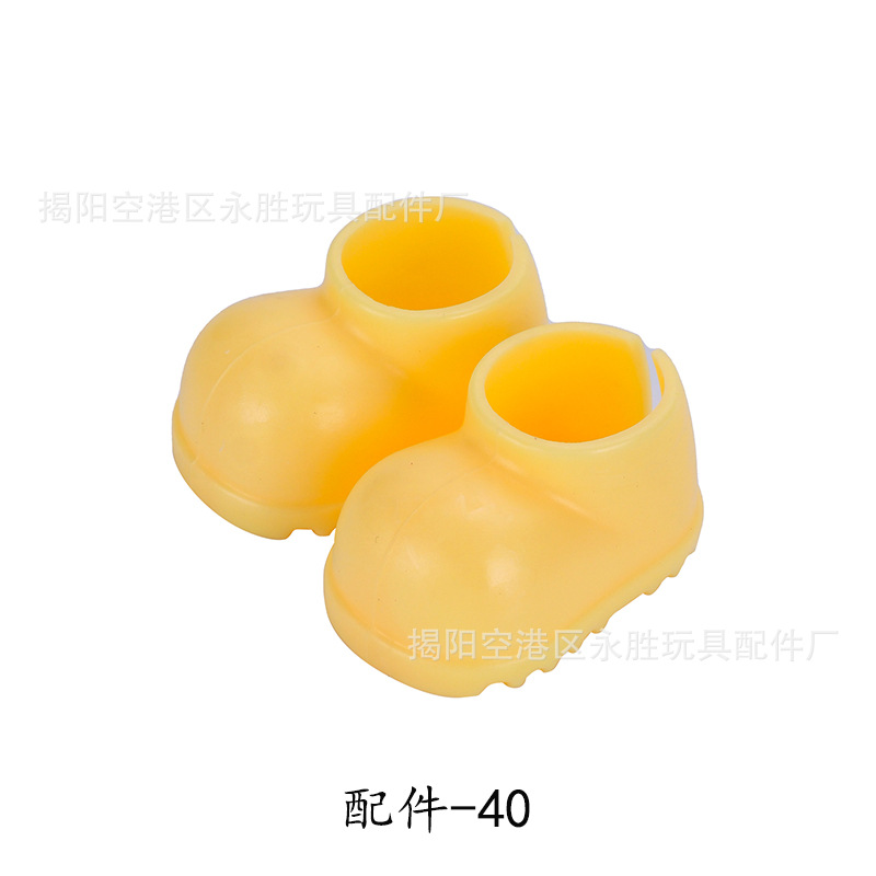 Nuevo producto compatible con peluches de 17 cm de primera y segunda generación: zapatos, bolsos, gafas, llaveros, cámaras, sillas de playa, surf.