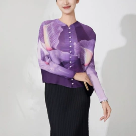 连衣裙;女式T恤;时尚休闲套装