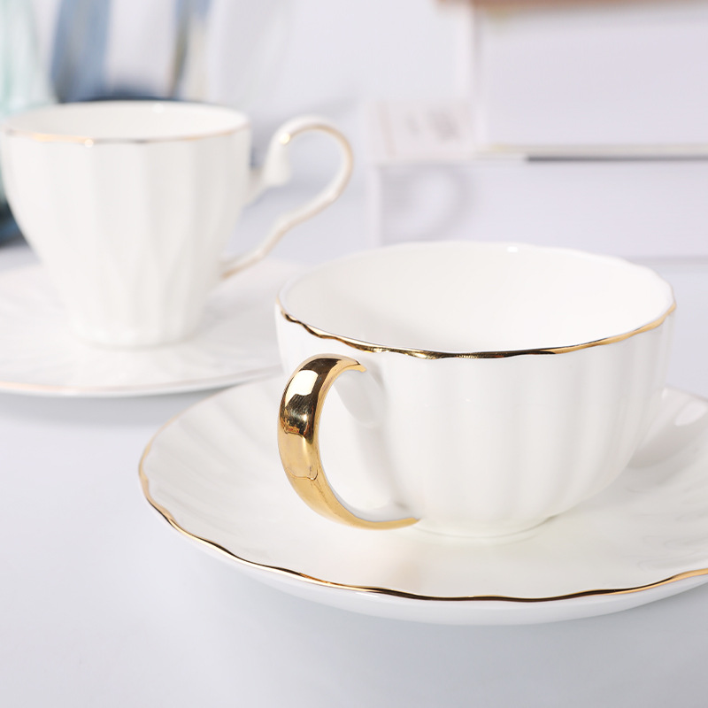 Tangshan hueso China taza simple creativo taza de café platillo con incrustaciones de oro taza de té regalo traje 1ogo recuerdo