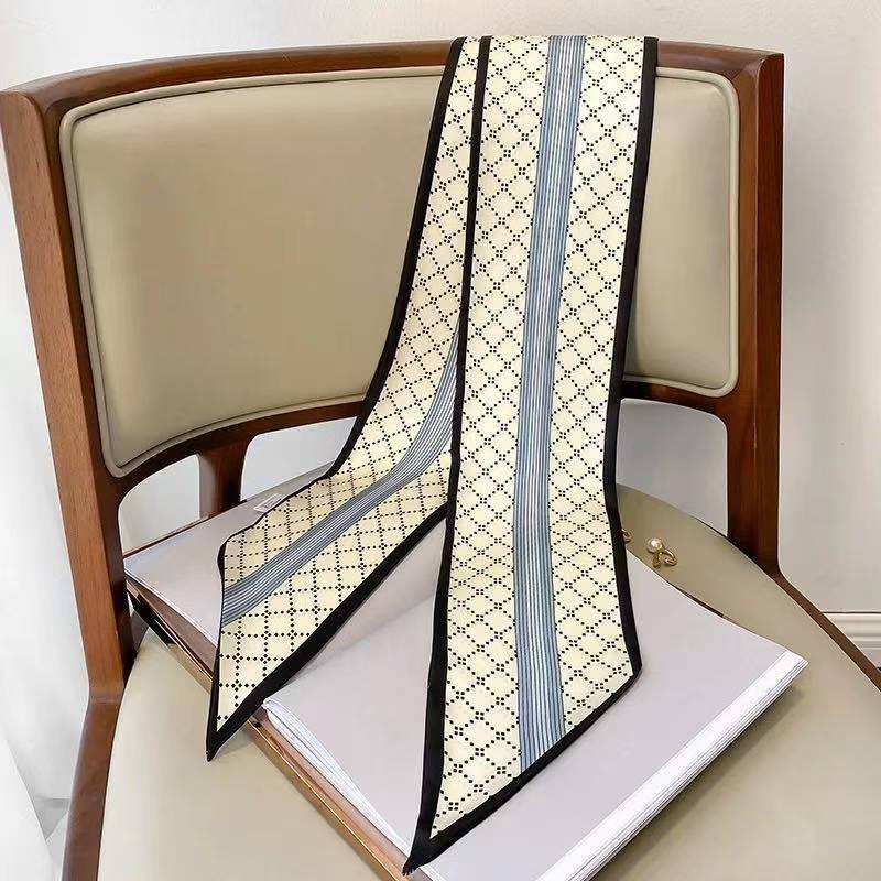 검은색 테두리 마름모 사각형