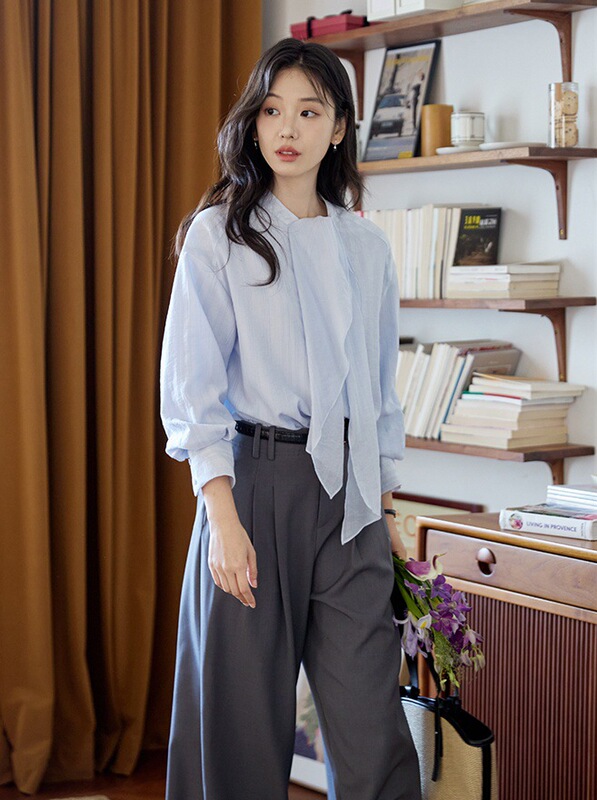 哥家商场同款女装2025秋季蓝色飘带落肩条纹长袖天丝衬衫气质上衣|undefined