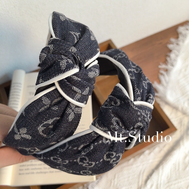 Real Shot of Korean Casual Wide-Brimmed Denim Twisted Headband Retro Middle Knotted Letters Presbyopic g Family Headband Big Brand Real Shot of Korean Casual Wide-Brimmed Denim Twisted Headband Retro Middle Knotted Letters Presbyopic g Family Headband Big Brand