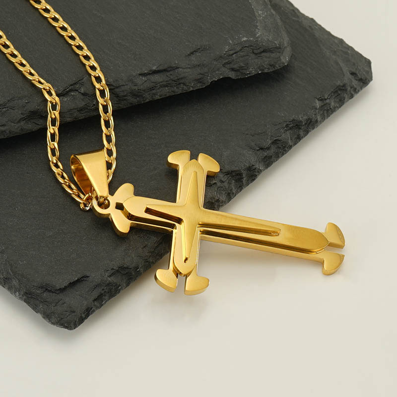 Cross Casual Simple Style 18K Gold Plated Stainless Steel Titanium Steel Pendant Necklace Wholesale display picture 4