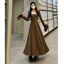 大码早春季新款新中式高级感法式显瘦气质收腰超好看内搭连衣裙子