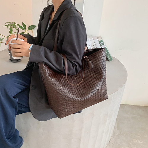 Large-capacity women's bag  summer new style woven shoulder portable solid color internet celebrity armpit tote bag