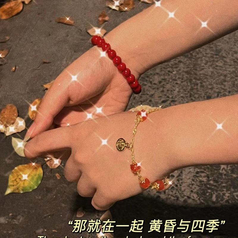 复制_新款红玛瑙手链网红夏季福气铃铛手串女高级.jpg