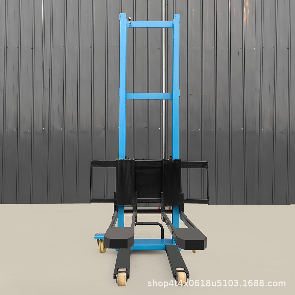 La nueva carretilla elevadora eléctrica montada en camión está equipada con control remoto, elevación automática, 1 tonelada, pequeña manipulación de seguimiento hidráulica eléctrica