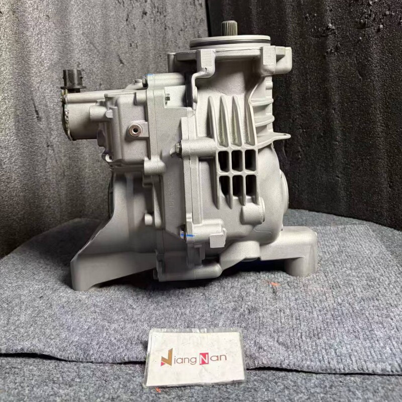 Buick Envision rear differential/single plug ​ Compatible models: Envision/Verano ​ Part number 847513