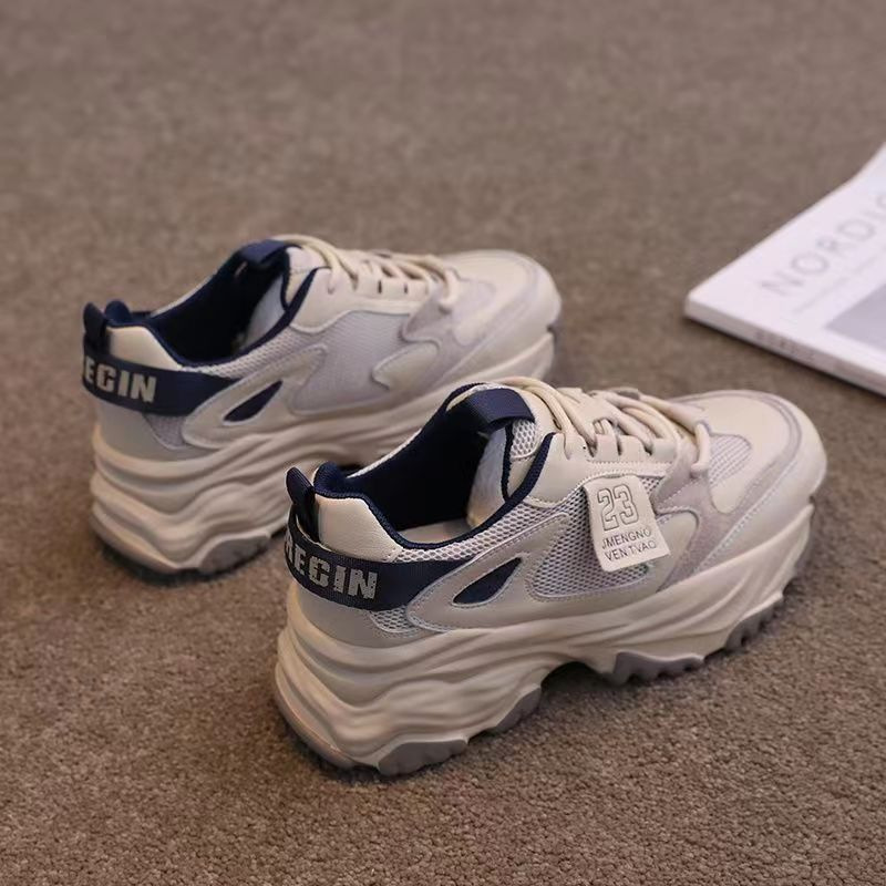 Zapatos de papá para mujeres con suela gruesa, zapatos de moda retrógrada de altura para mujeres, 2025 nuevos zapatos deportivos casuales de otoño y invierno para mujeres