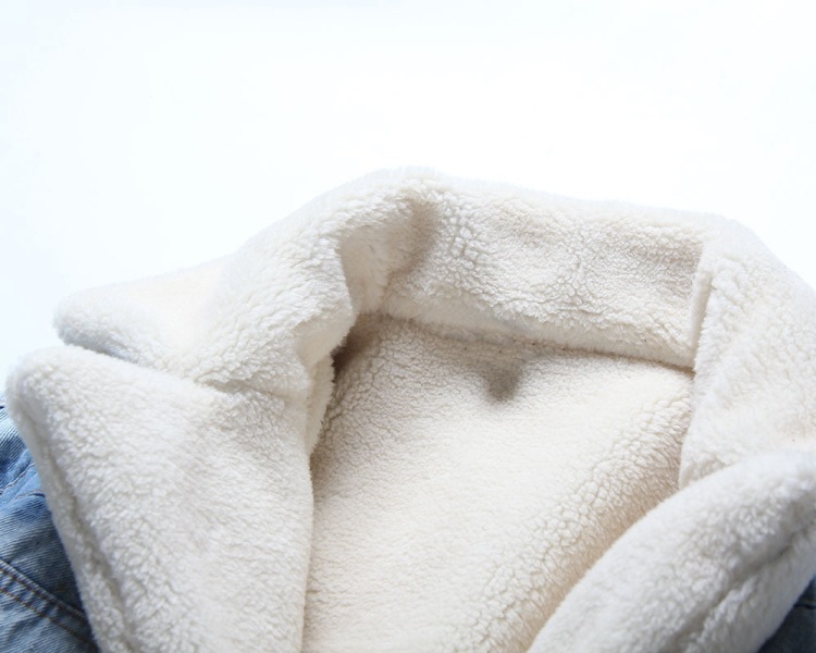 Dammekleeder Stil Denim Splicing Lämmchewoll Kuerzmodell Trend Plus Samt Kotteng Mantel Grenziwwerschreidend Design Jackett am selwechte Stil fir Fraen_voghion.com