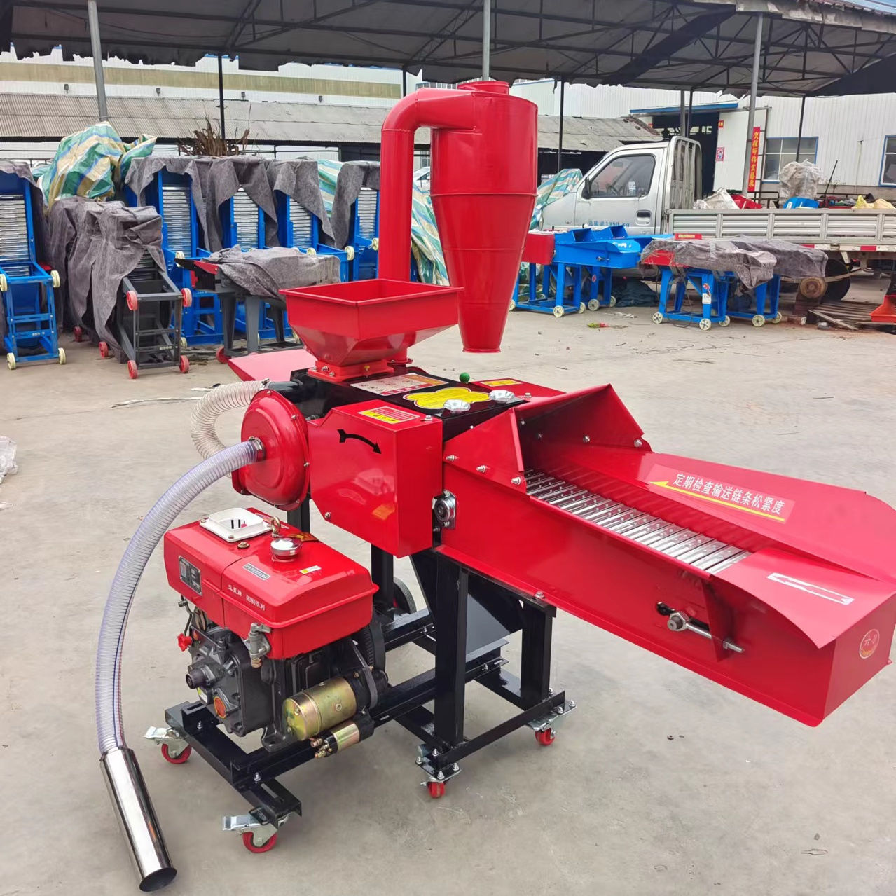 Máquina doméstica de cría de ganado y ovejas de hierba de alimentación diesel, máquina de molienda y molienda de alambre, máquina de molienda de hierba, otros