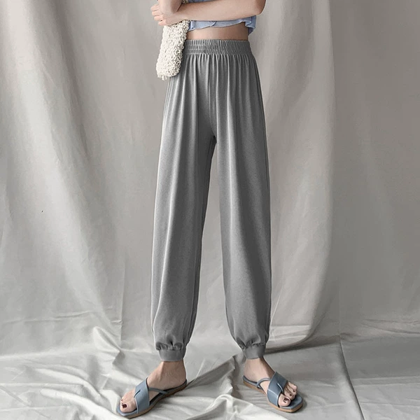 5092 gray and white trousers