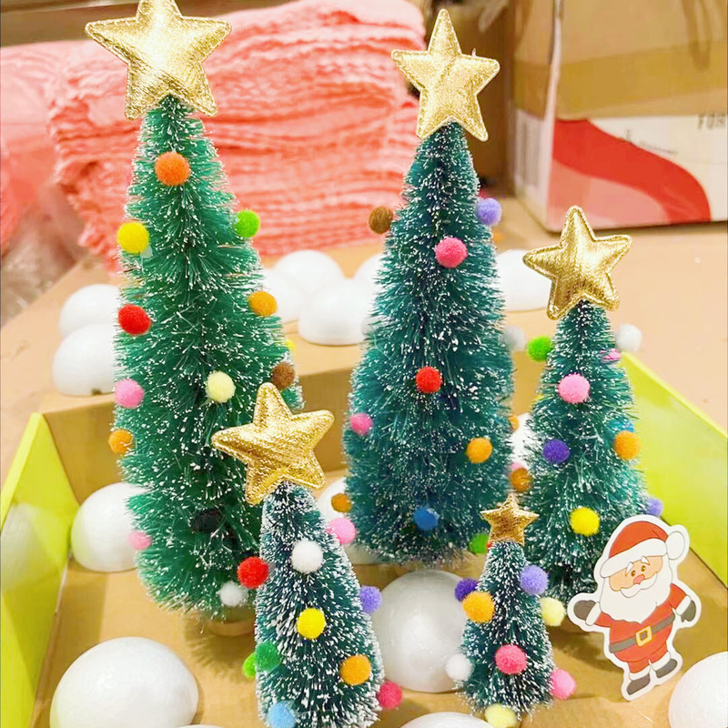 Spot Mini small gift Christmas tree Cedar desktop children's small window setting table Christmas gift decorations Spot Mini small gift Christmas tree Cedar desktop children's small window setting table Christmas gift decorations