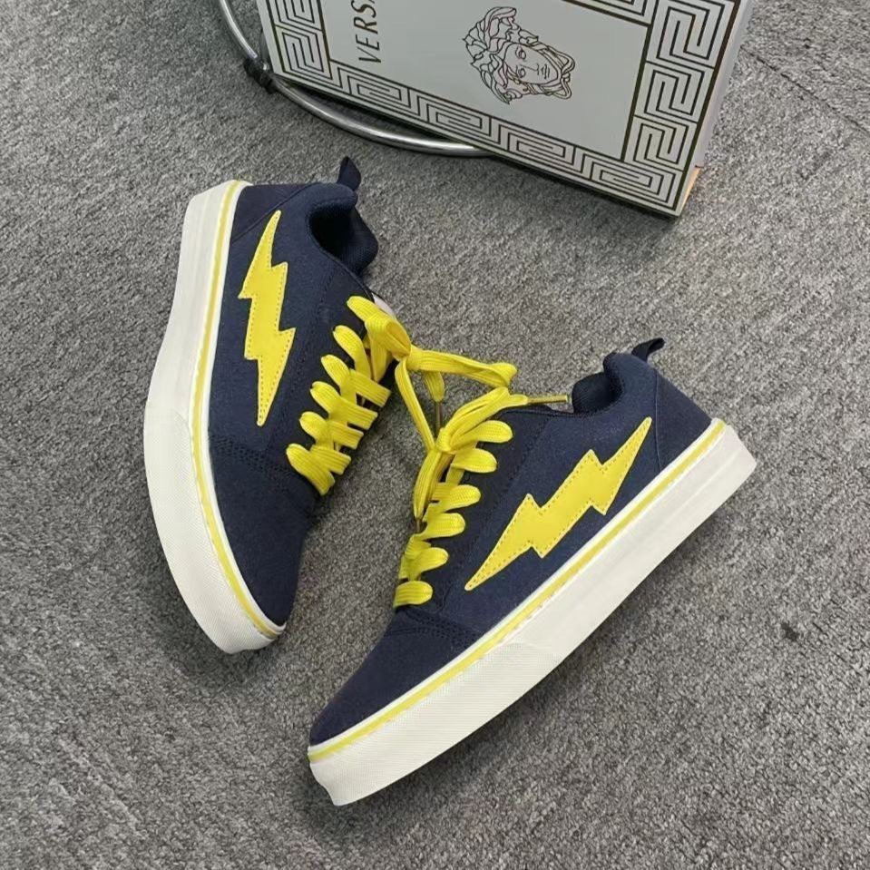 Zapatos de skate 2026 primavera nuevo estilo universal hombre y mujer tendencia casual estudiantes de nicho americano relámpago zapatillas deportivas parejas