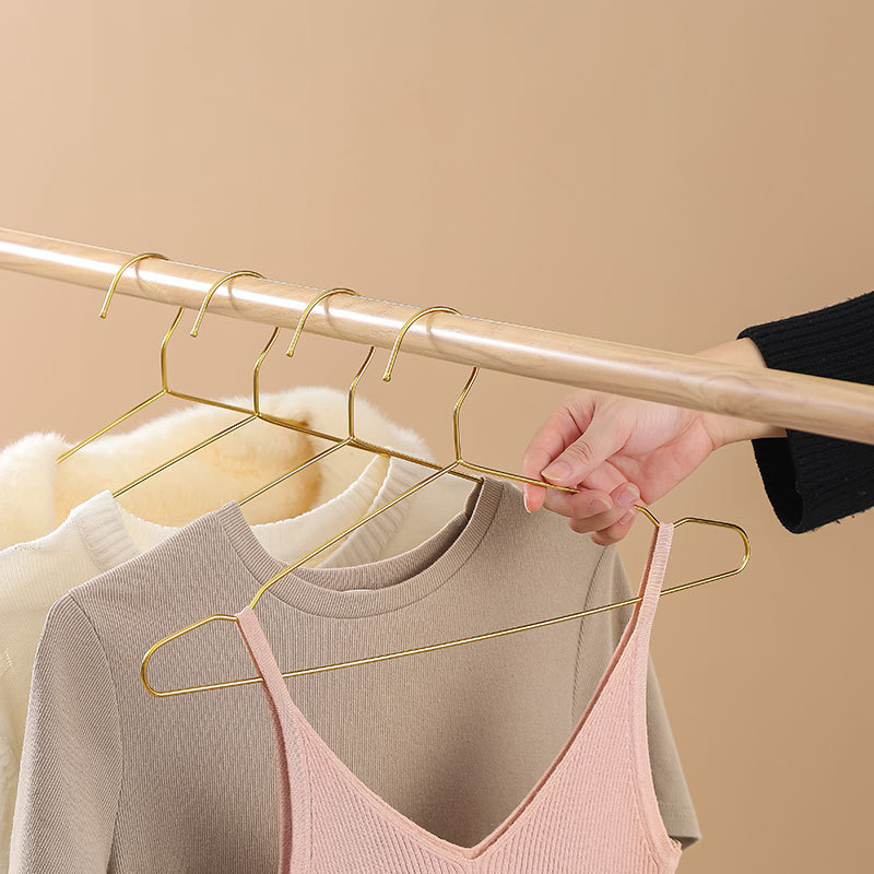 10個の庄の金色のステンレスの固体の服の棚の卸売りは服の棚の家庭用の成人の金属のハンガーを干します。|undefined