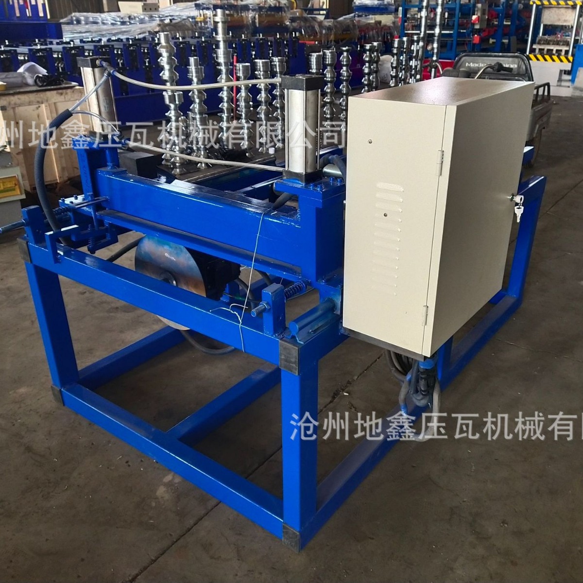 金属雕花机 保温一体板成型机  轻钢别墅外墙设备