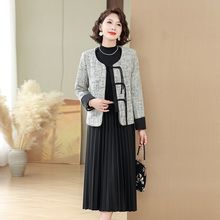 2024妈妈装春秋款中老年外套连衣裙民族风两件套妈妈裙子套装裙