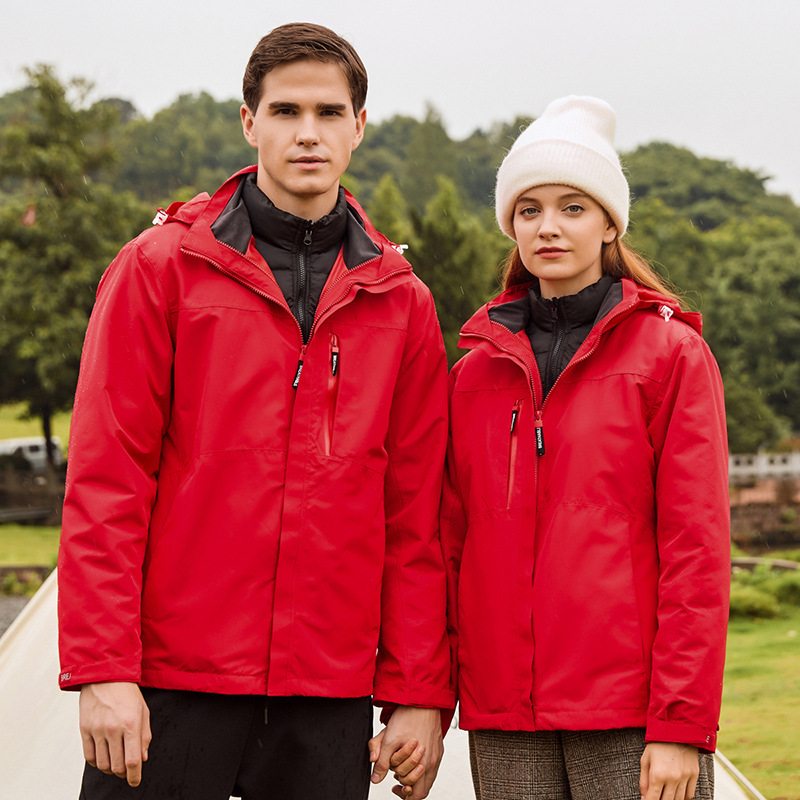 Abrigo de cáscara suave al aire libre para hombres y mujeres chaqueta tres en uno con forro de algodón cálido a prueba de viento impermeable pareja traje de Montañismo