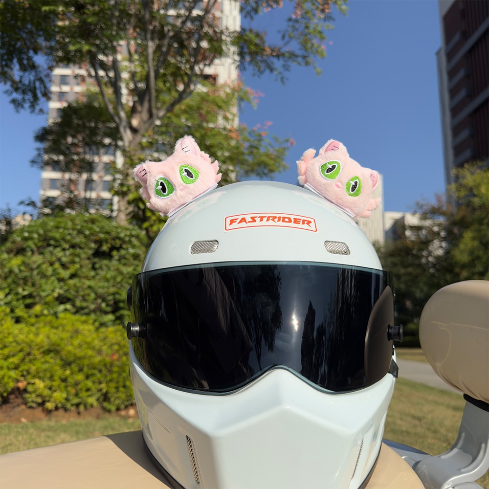 Suzume's Locking-Up Cat Motorcycle Helmet Decoration