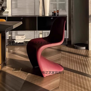 Pan Dong Chair Nordic Light Luxury Dining Chair Simple Designer Internet celebrity plastic chairs stackable home backrest dining table and chair