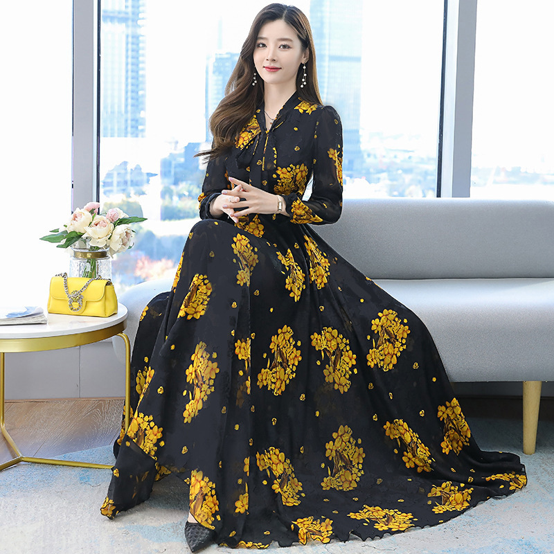 2025 Spring and Summer Women's New Long Dress Jacquard Chiffon Super Fairy Waist Beach Big Swing Bow Maxi Skirt