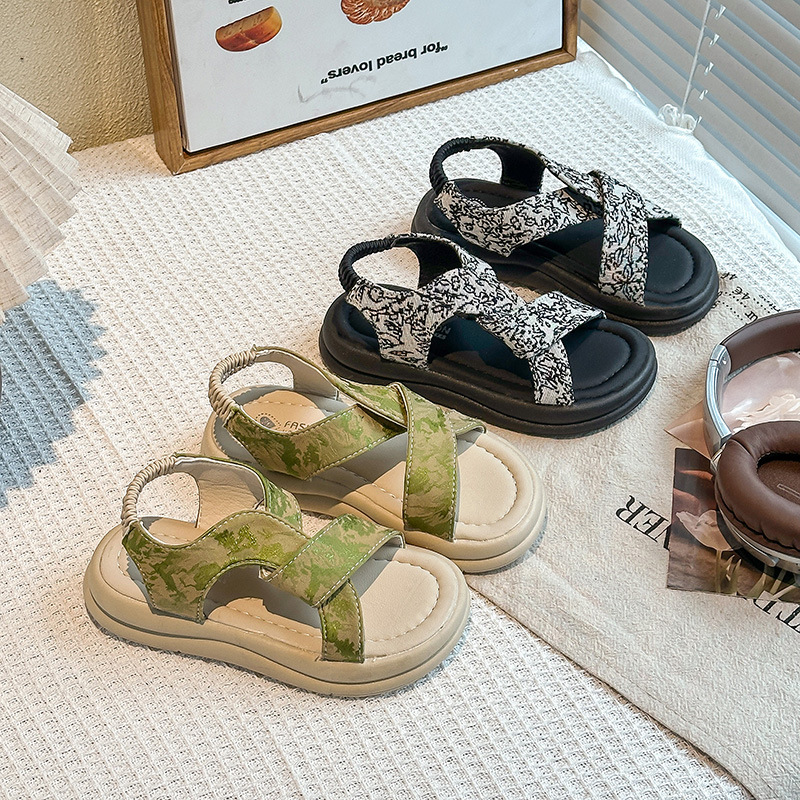 Retro children's summer beach sandals for leisure open toe