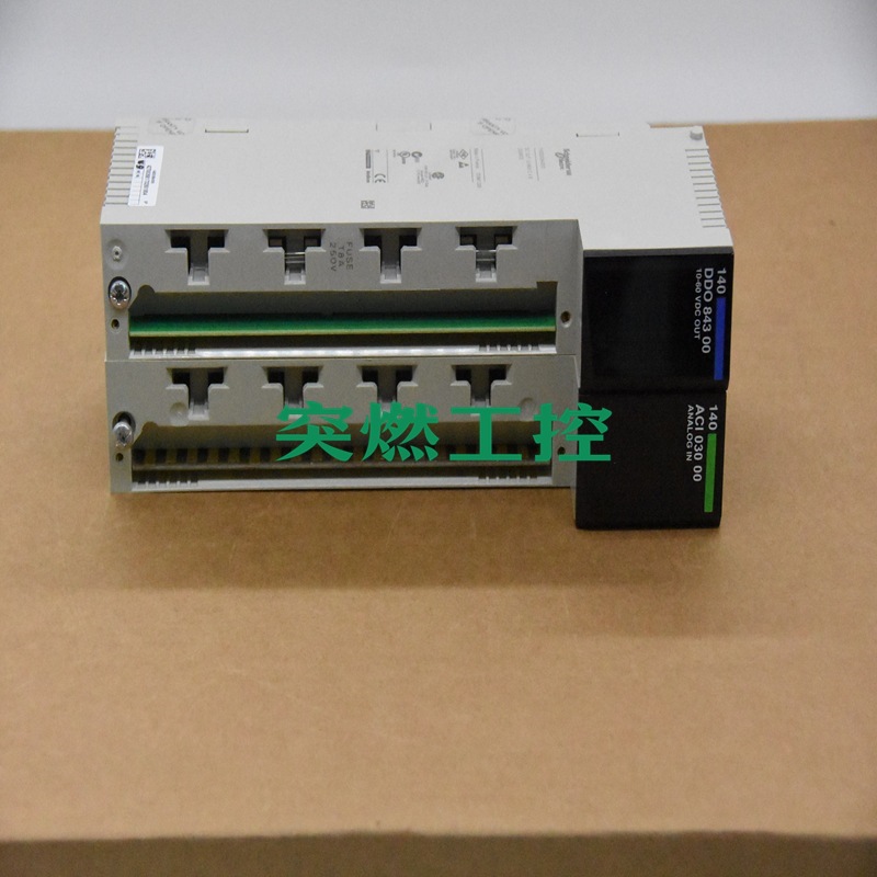 Schneider 施耐德 140NOE77101C	可编程式逻辑控制器进口现货批发