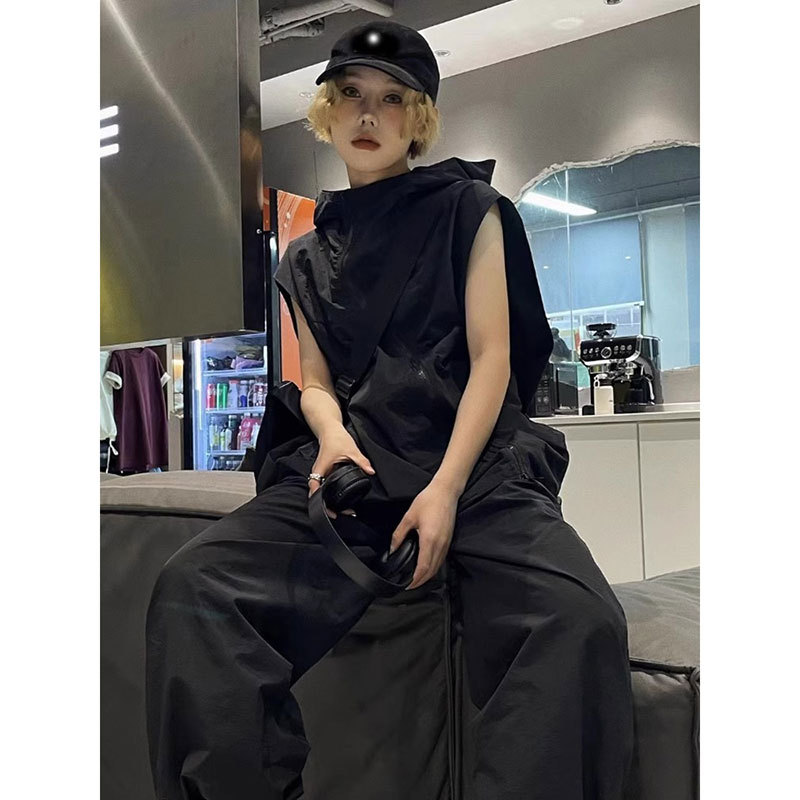 Functional style sun protection jacket vest coat women's summer European goods oblique zipper hooded sleeveless vest workwear vest