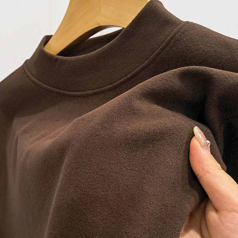 De terciopelo de media cuello alto de manga larga Camiseta de los hombres de Primavera y Otoño 2023 nuevo suéter interior impreso Top bottoming camisa de los hombres
