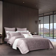 高密度100支长绒棉色织提花四件套 纯棉简约大气镂空被套柔软床品