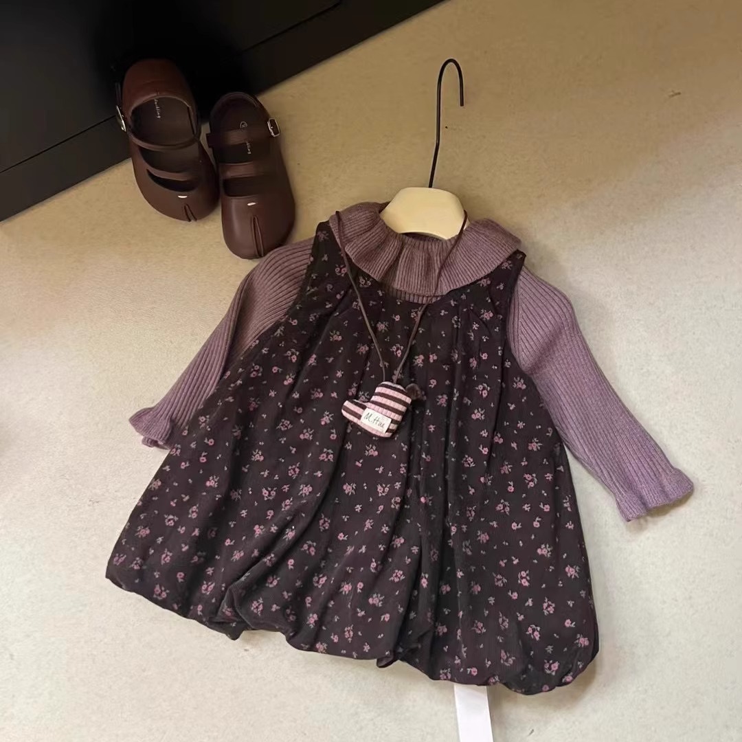 2024 Korean children's clothing girls corduroy two-piece set Korean style floral skirt lotus leaf collar sweater fashionable suit