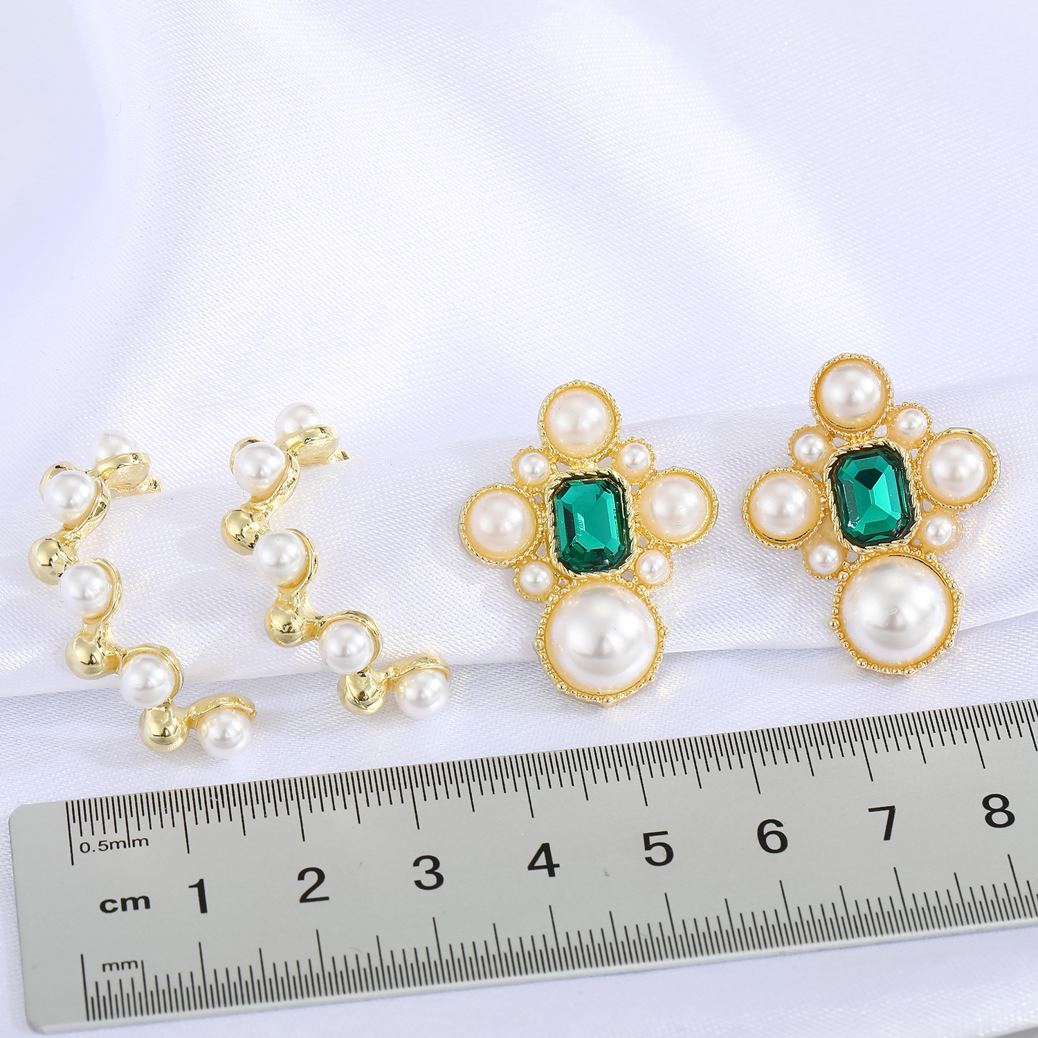 fashion retro green crystal earringspicture2