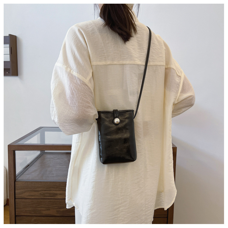 Geantă de umăr crossbody pentru telefon, nouă și versatilă, 2024, simplă și la modă, ușoară și casual, pentru mers pe jos_voghion.com