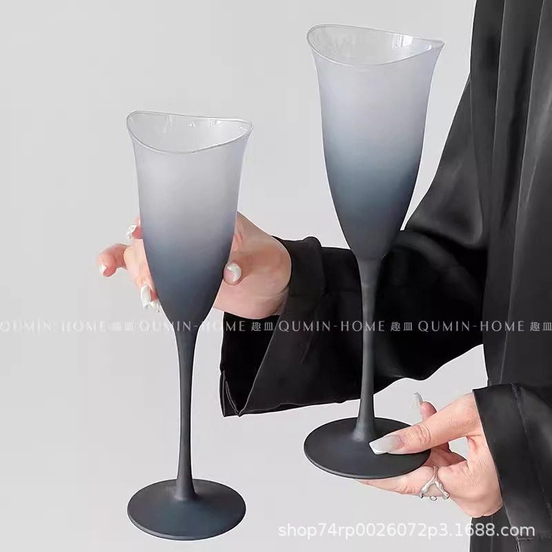 Ins 스타일 샴페인 유리 가벼운 고급 레드 와인 유리 간단한 키 큰 유리 고급 와인 유리 달콤한 와인 유리