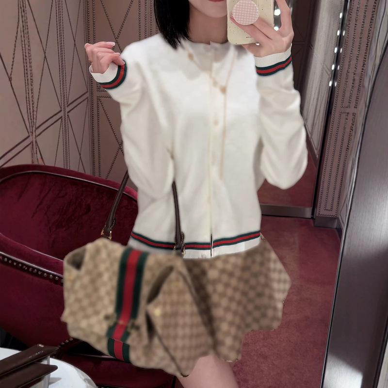 Shenzhen Nanyou High-Quality Version g Brand 26 Spring New Solid Color Monogram Letter Round Neck Knitted Long-Sleeve Cardigan Shenzhen Nanyou High-Quality Version g Brand 26 Spring New Solid Color Monogram Letter Round Neck Knitted Long-Sleeve Cardigan