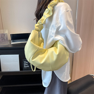 High-End Large Bag for Women 2025 New K-Style Ins Fashion Pleated Dumpling Crossbody Bag Trendy Single Shoulder Armpit Bag