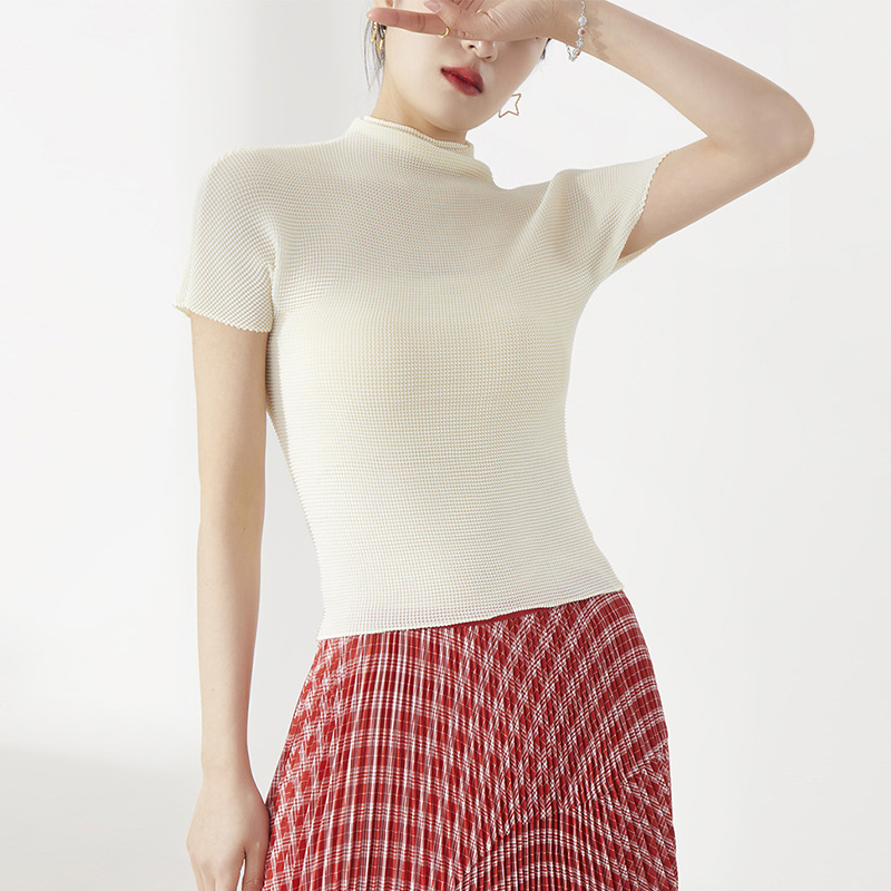 Miyake Top Women's Summer 새로운 유행 하이 엔드 슬림 핏 슬리밍 우아한 세미 하이 칼라 솔리드 컬러 여성용 반팔 티셔츠