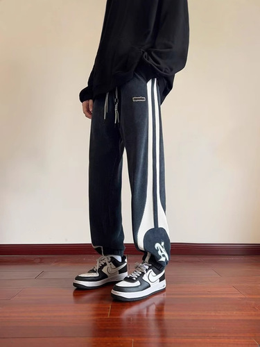 Men's Heavyweight Corduroy Pants Men's Autumn/Winter Utility Pants Streetwear Fashion Versatile Loose Slip-On Casual Brand Pants