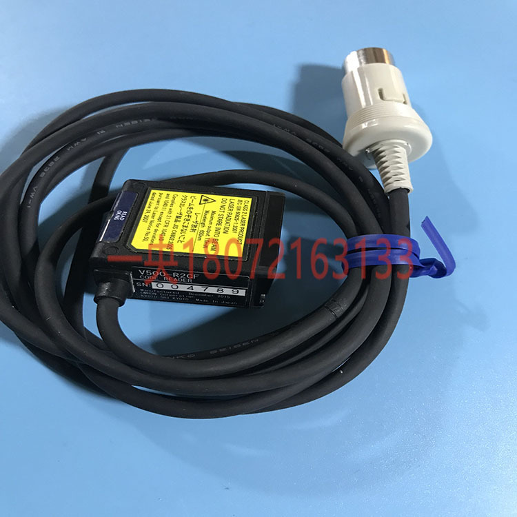 欧姆龙全新原装激光读码器V500-R2CF现货