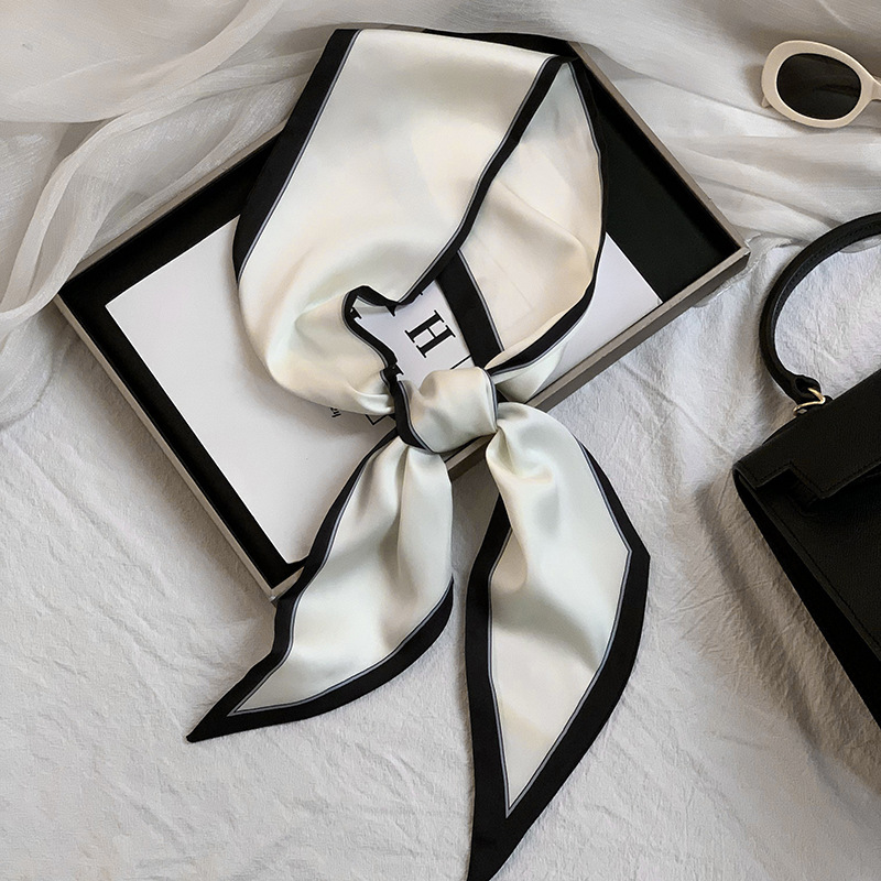 Blanco con bordes negros