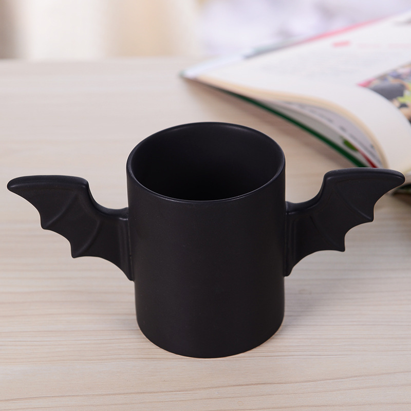 Reino Unido Bat Mug creativo Batman taza de cerámica dibujos animados Batman alas 3D taza de agua taza de café