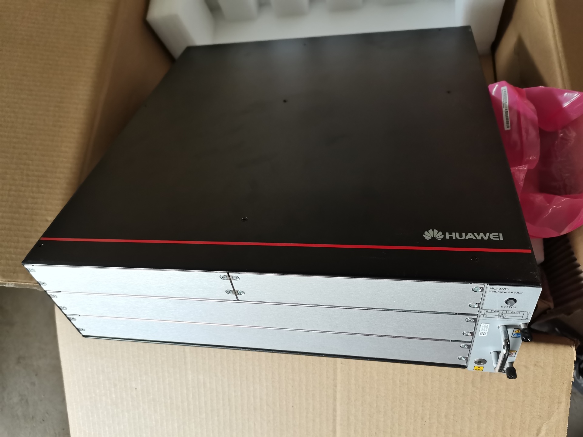 AR6300-S企业级模块化路由器安关机框