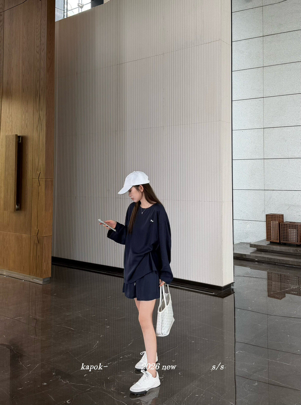 Bộ hai mảnh áo chống nắng tay dài thêu ngựa nhỏ kết hợp chân váy midi cạp thun — màu trắng, Xanh da trờicolor chi tiết 20