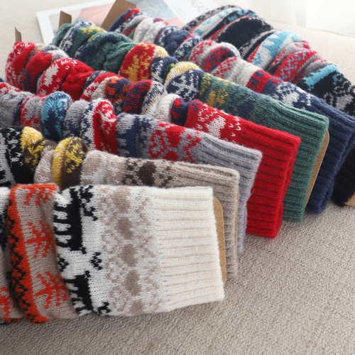 New autumn and winter heap socks mid-length calf socks leg warmer socks Christmas snowflake color-blocking knitted leg socks