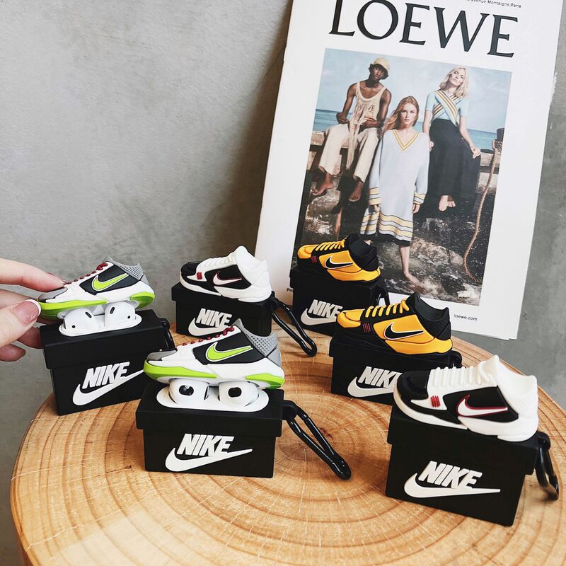 Creative Kobe Sneakers airpods Pro Apple 2/3 Generation Wireless Bluetooth Phone Case War Boots Protective Cover Creative Kobe Sneakers airpods Pro Apple 2/3 Generation Wireless Bluetooth Phone Case War Boots Protective Cover