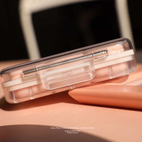 Packed pill box portable small outdoor carry-on sealed large-capacity seven-day medication box pill storage box