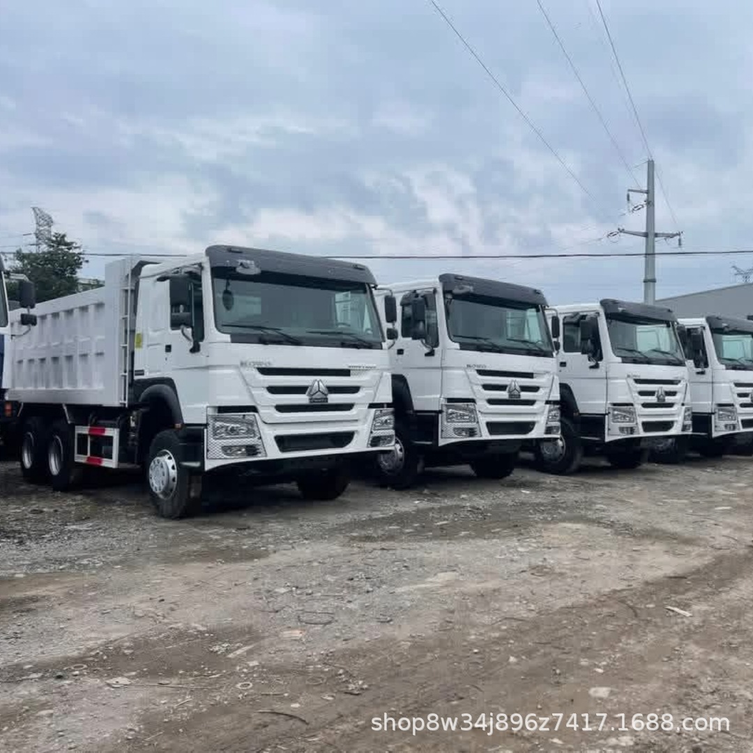 Cross-Border Sinotruk Howo Dump Truck with Eight Rear Wheels, Euro 3, 371 Horsepower, for Transporting Gravel and Soil, Self-Unloading Engineering Truck